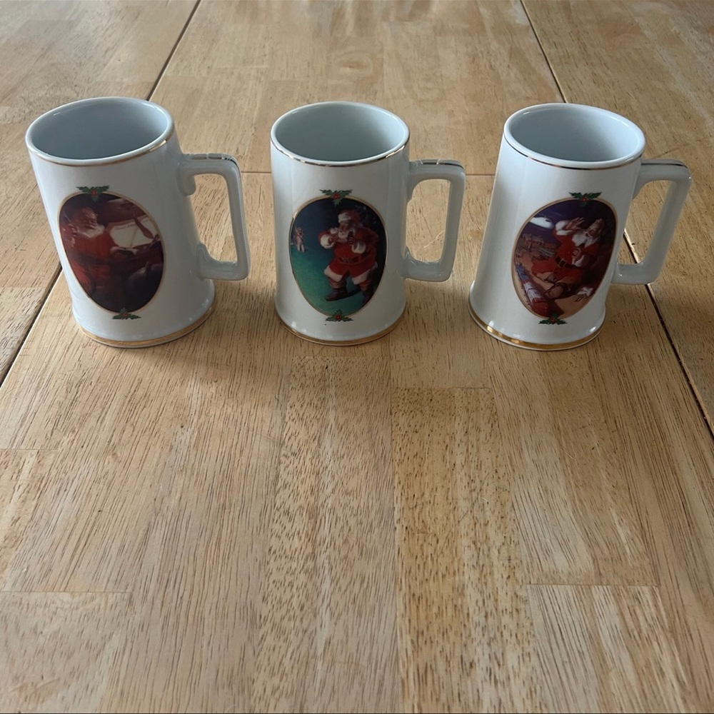 3 Vintage Coca-Cola Santa Christmas Mugs